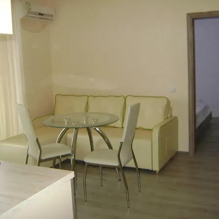 Vip Park Апартамент *
